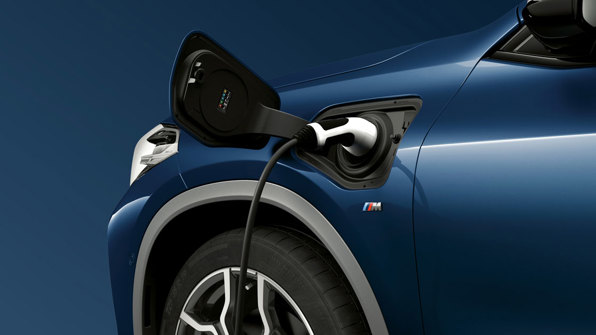 BMW oplades 