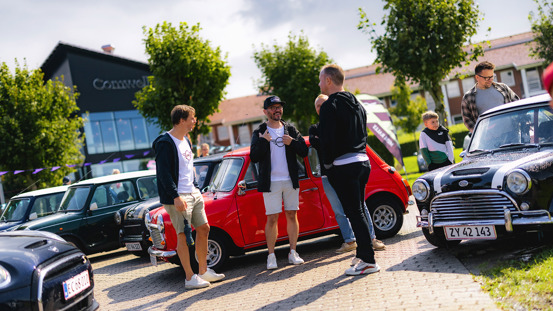 Mennesker og MINI'er ifm. MINI Rally 2024.