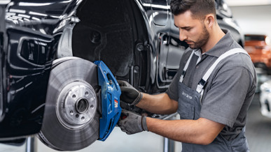BMW / MINI Service af bremseskiver og bremsebelægninger: